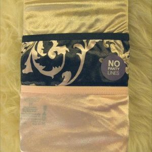 3 Pairs Hanes Size 10 Stretch satiny panties